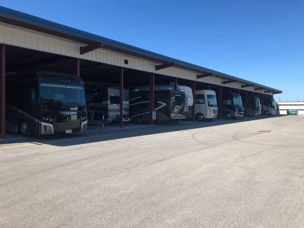 covered rv storage in mason city